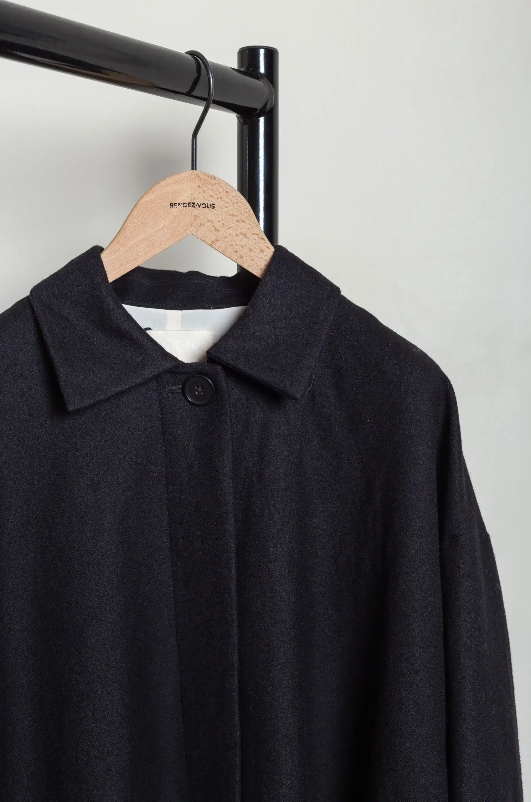 NITTO - ALMA COAT - Black/ecru