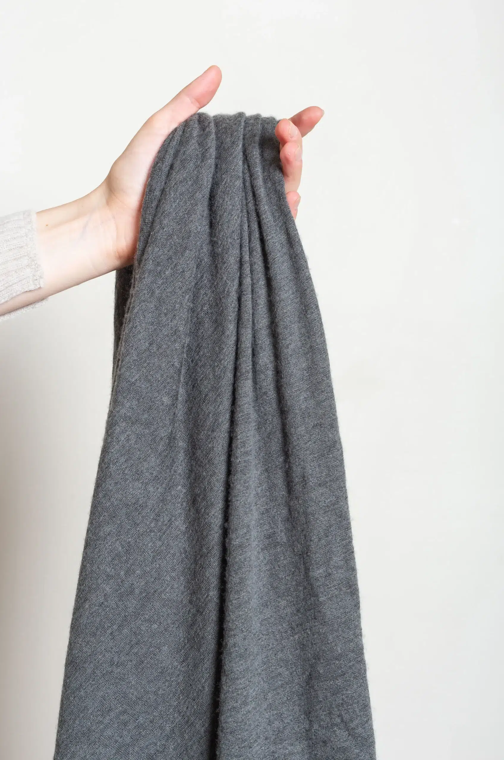 Pin 1876 - PLAIN STOLE - FELTED 5500/121 - 0009 Mousse