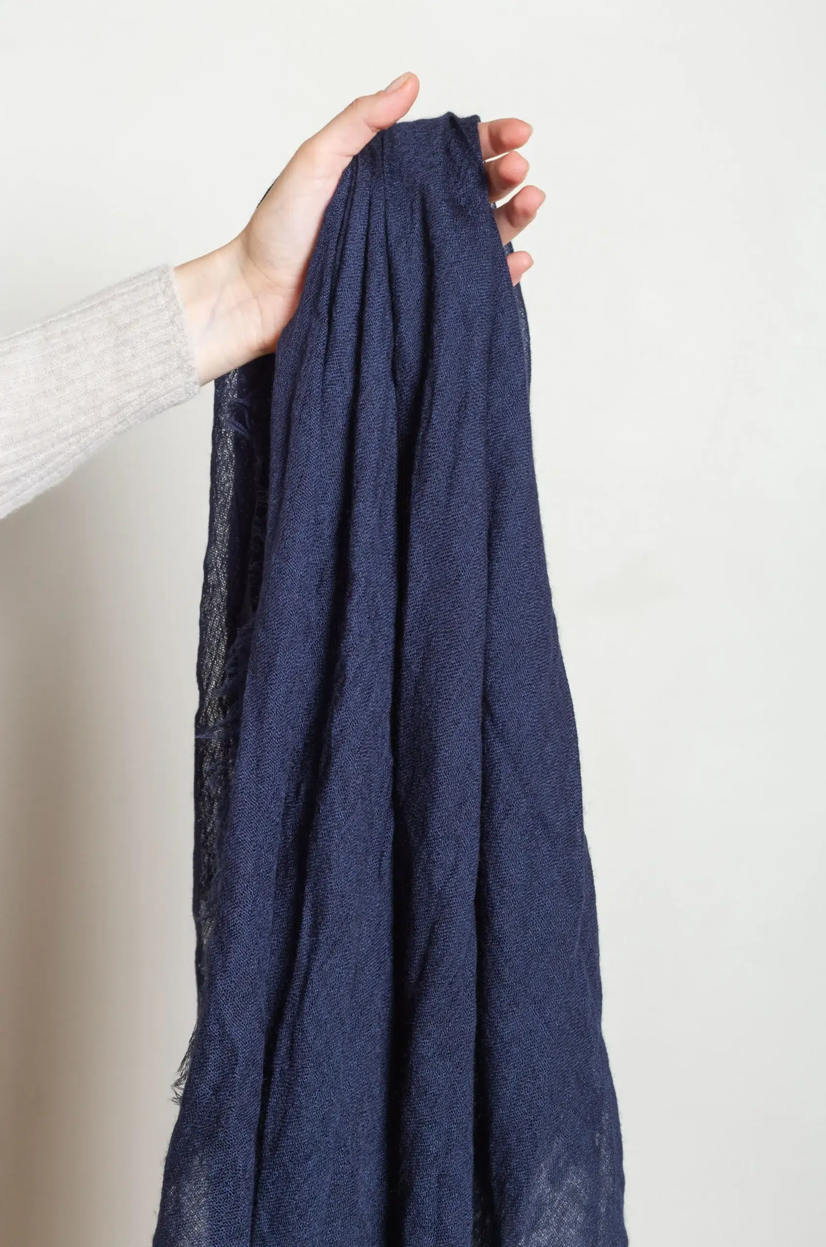 Pin 1876 - PLAIN SHAWL 5928/508 - 0003 Navy