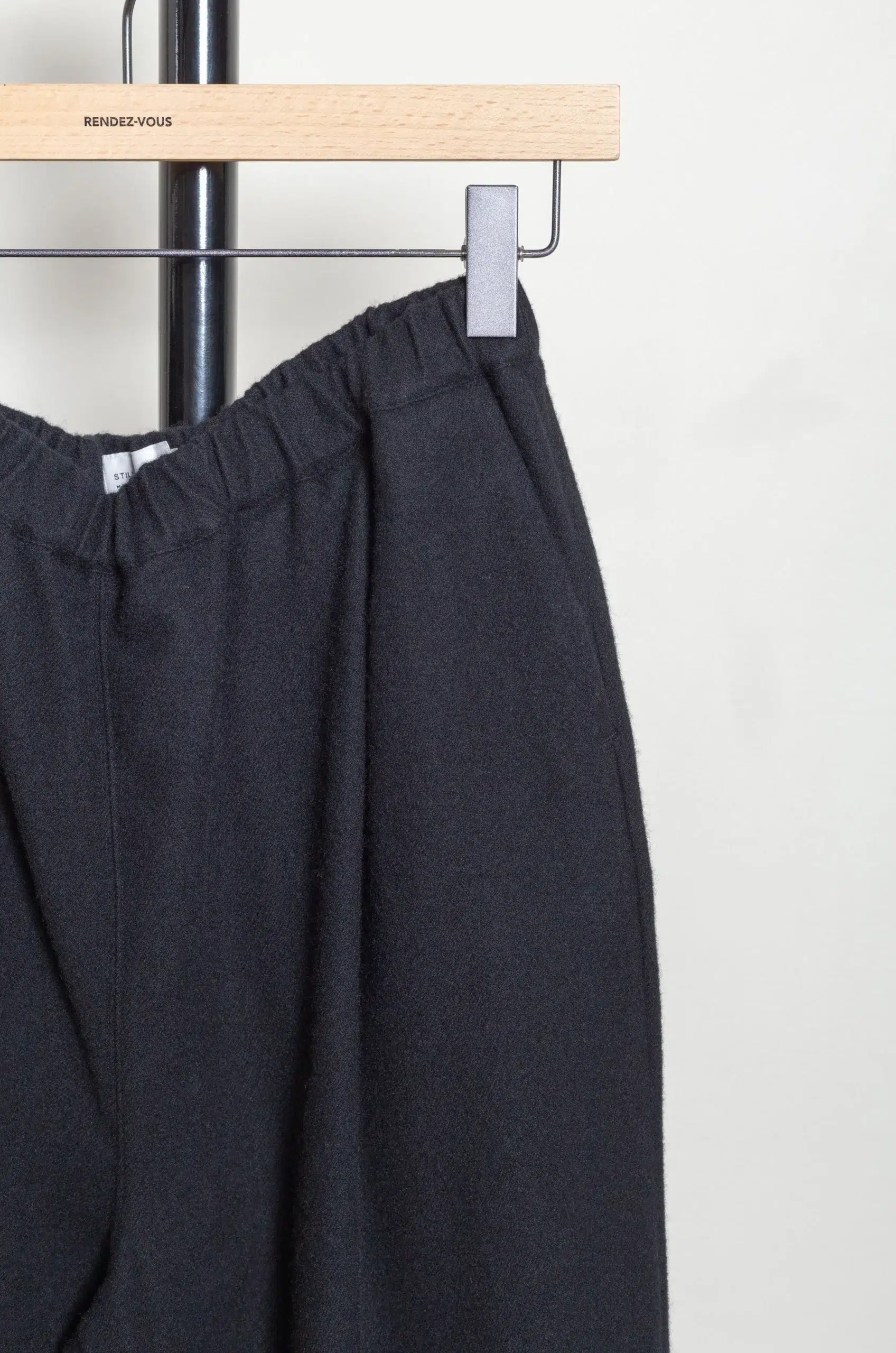 Still By Hand - Cashmere mixed easy pants PT04263OS - BLACK