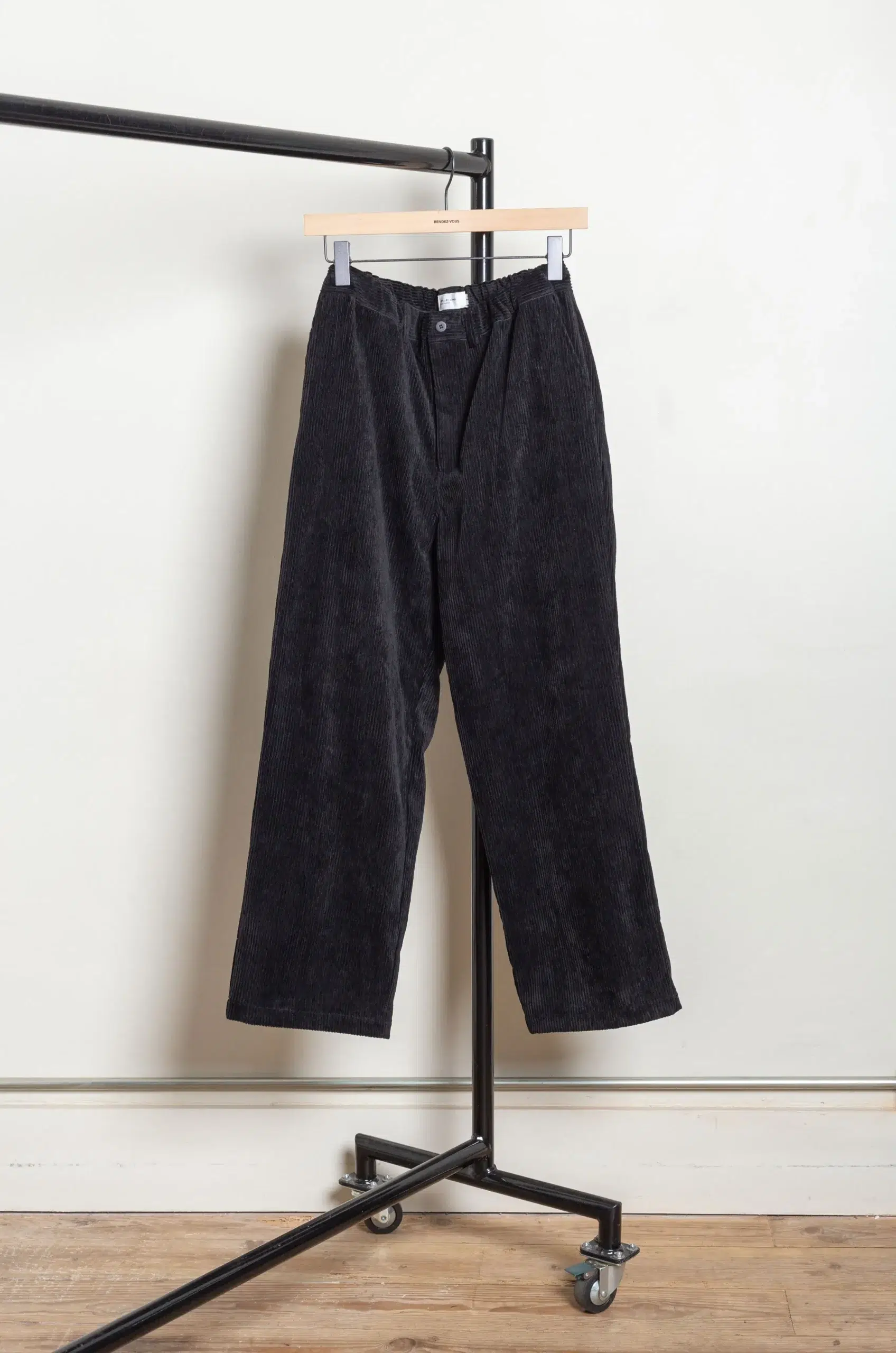 Still By Hand - Corduroy straight pants PT03263OS - BLACK