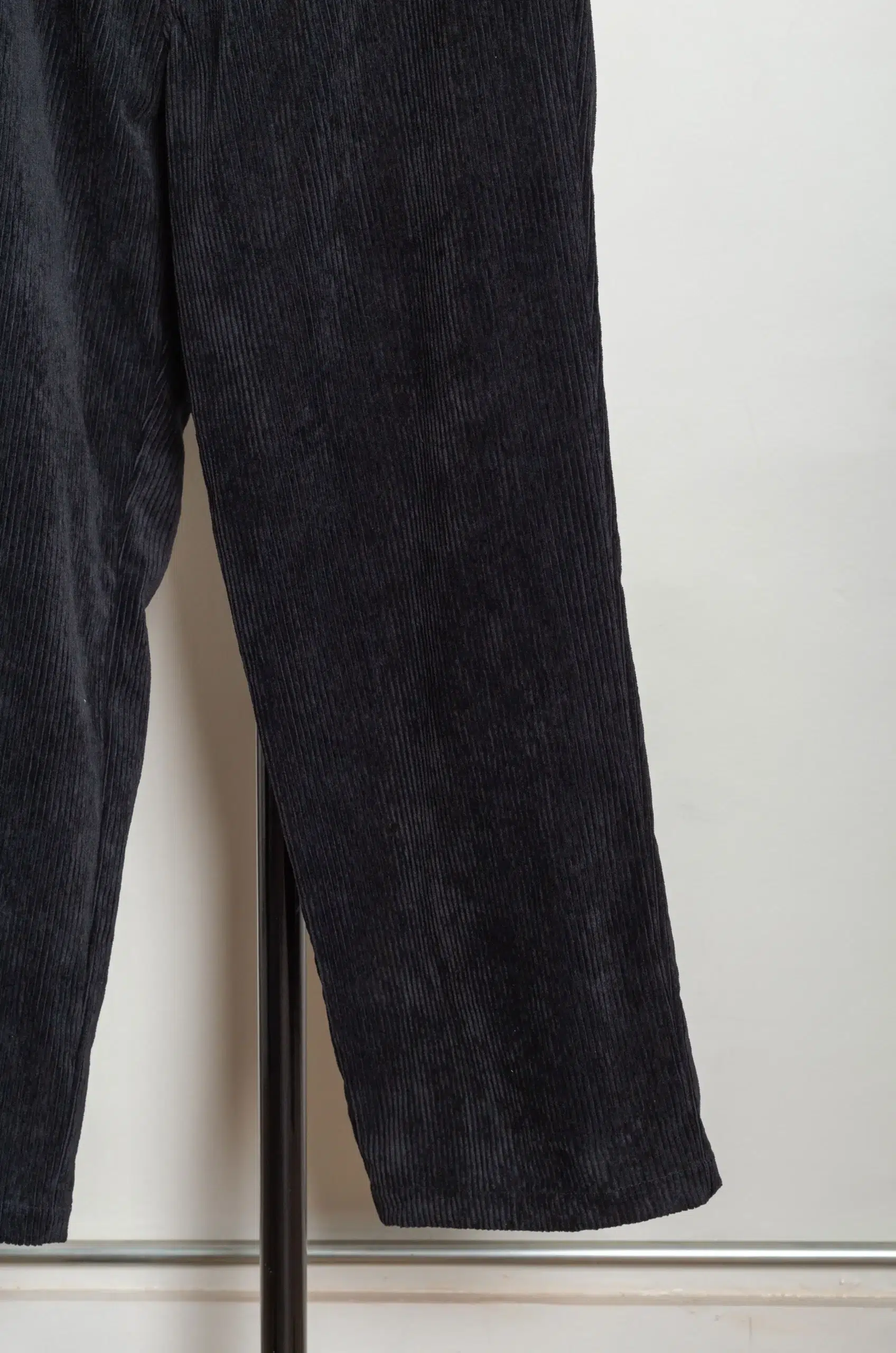Still By Hand - Corduroy straight pants PT03263OS - BLACK