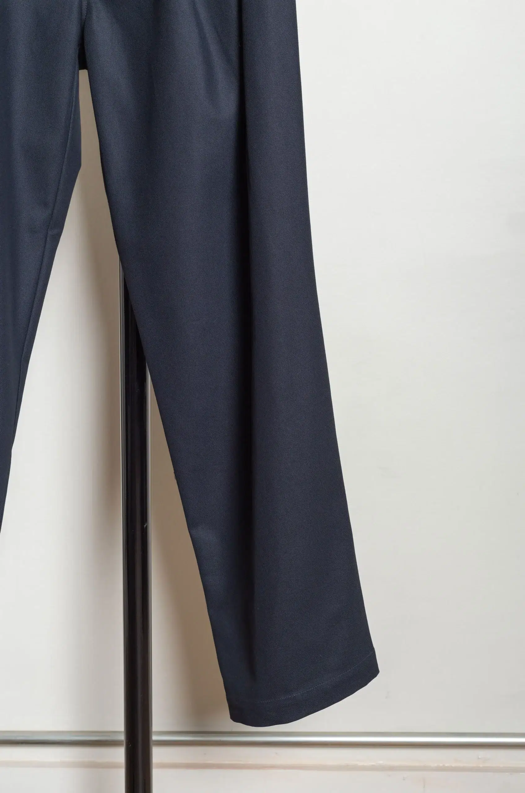 Still By Hand - Deep tuck pressed pants PT05263OS - BLACK NAVY