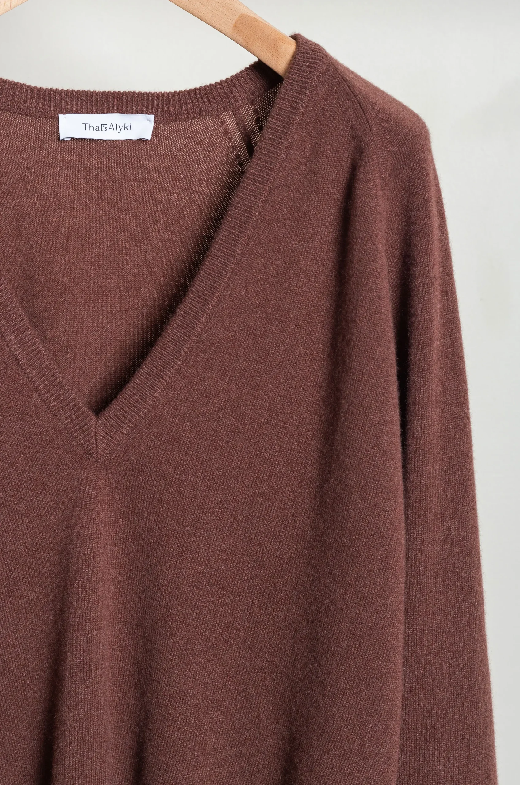 That's Alyki - BRIGHTON KNITWEAR C2146TU - CHOCOLATE
