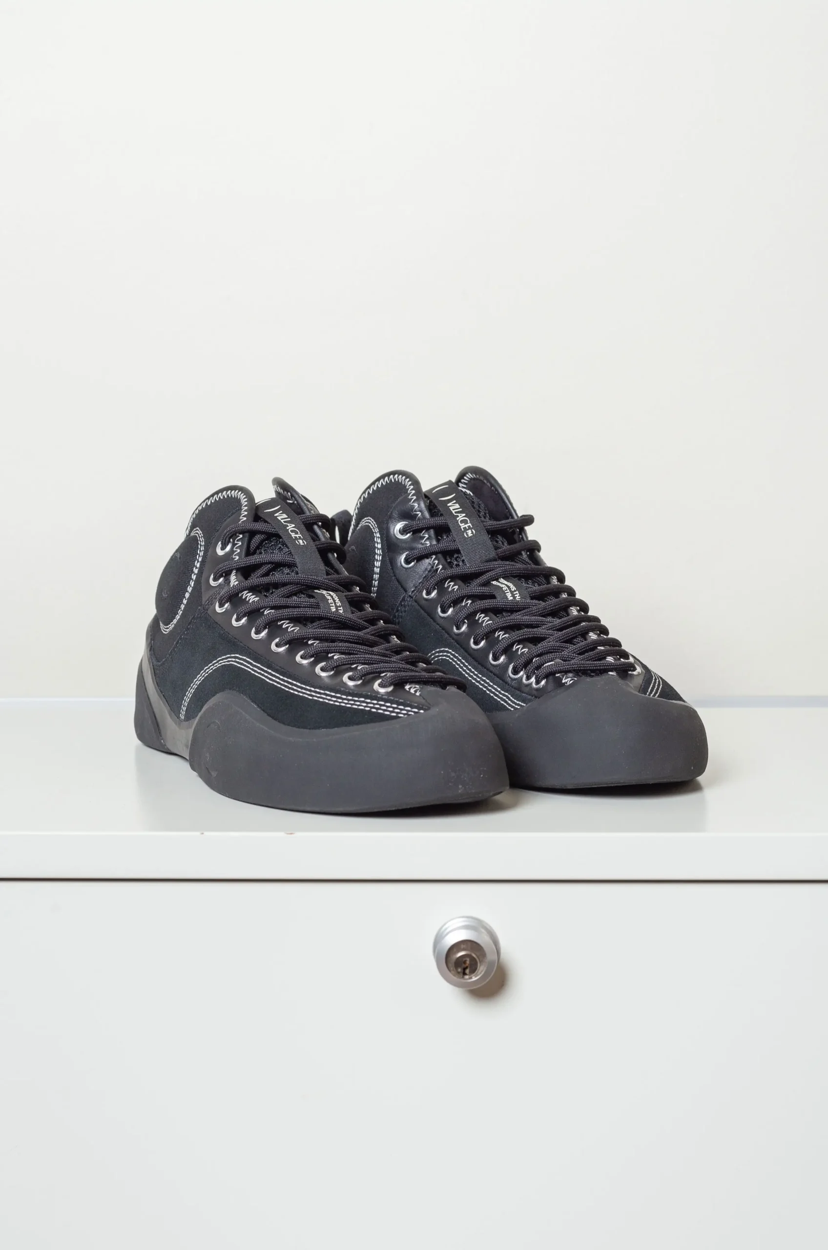 VILLAGE - 1PM MID Leather Suede / Canvas - Black / Natural Black