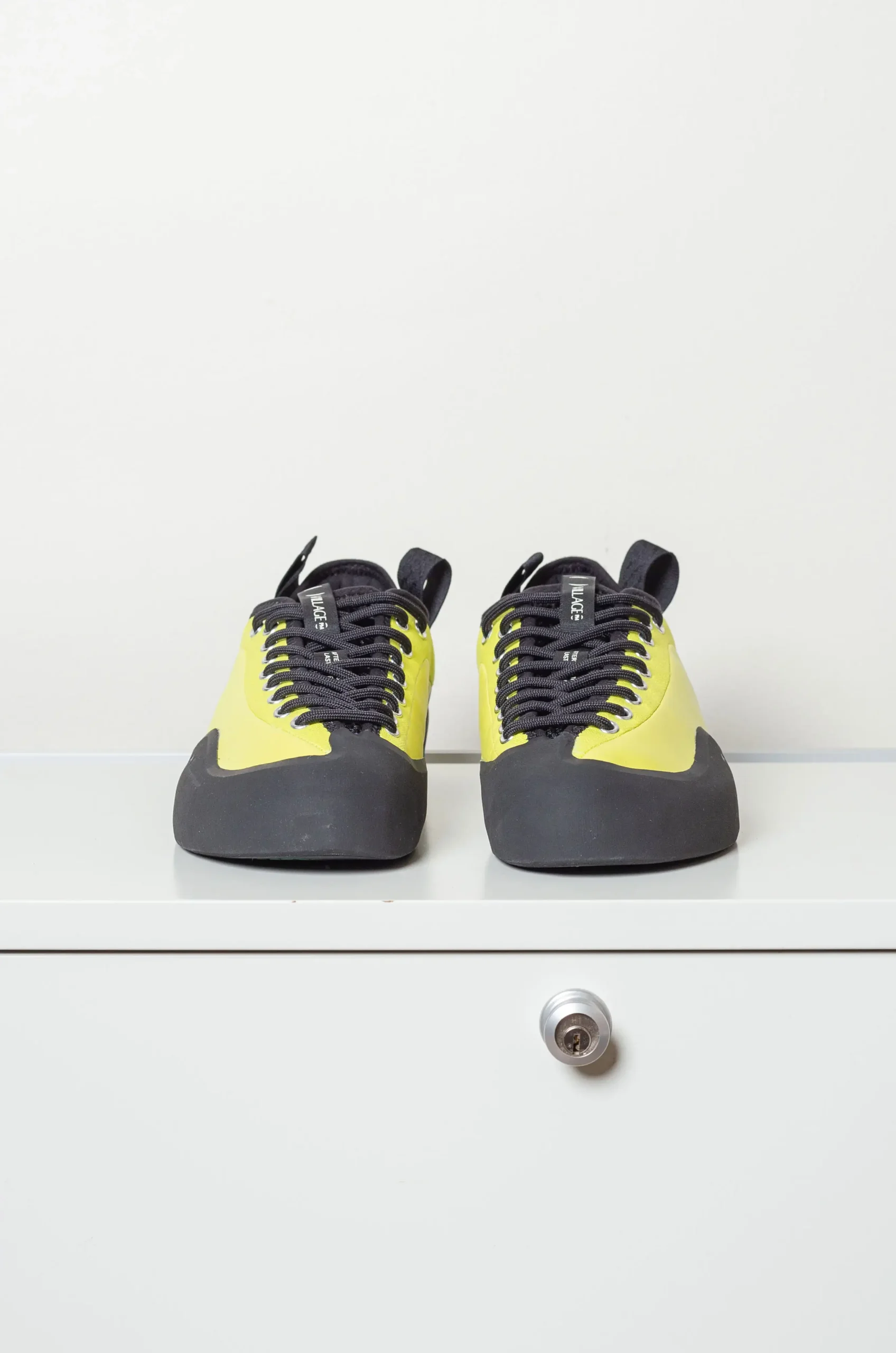 VILLAGE - 1PM Full Grain Leather / Canvas - Lime LTR / Natural Black