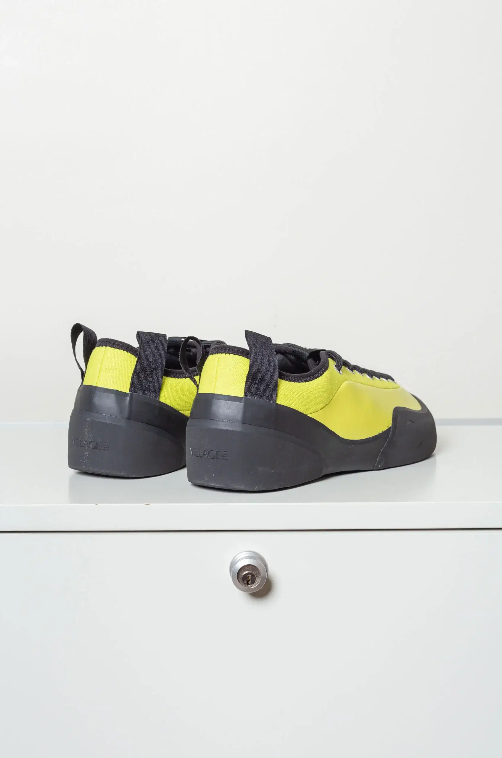 VILLAGE - 1PM Full Grain Leather / Canvas - Lime LTR / Natural Black