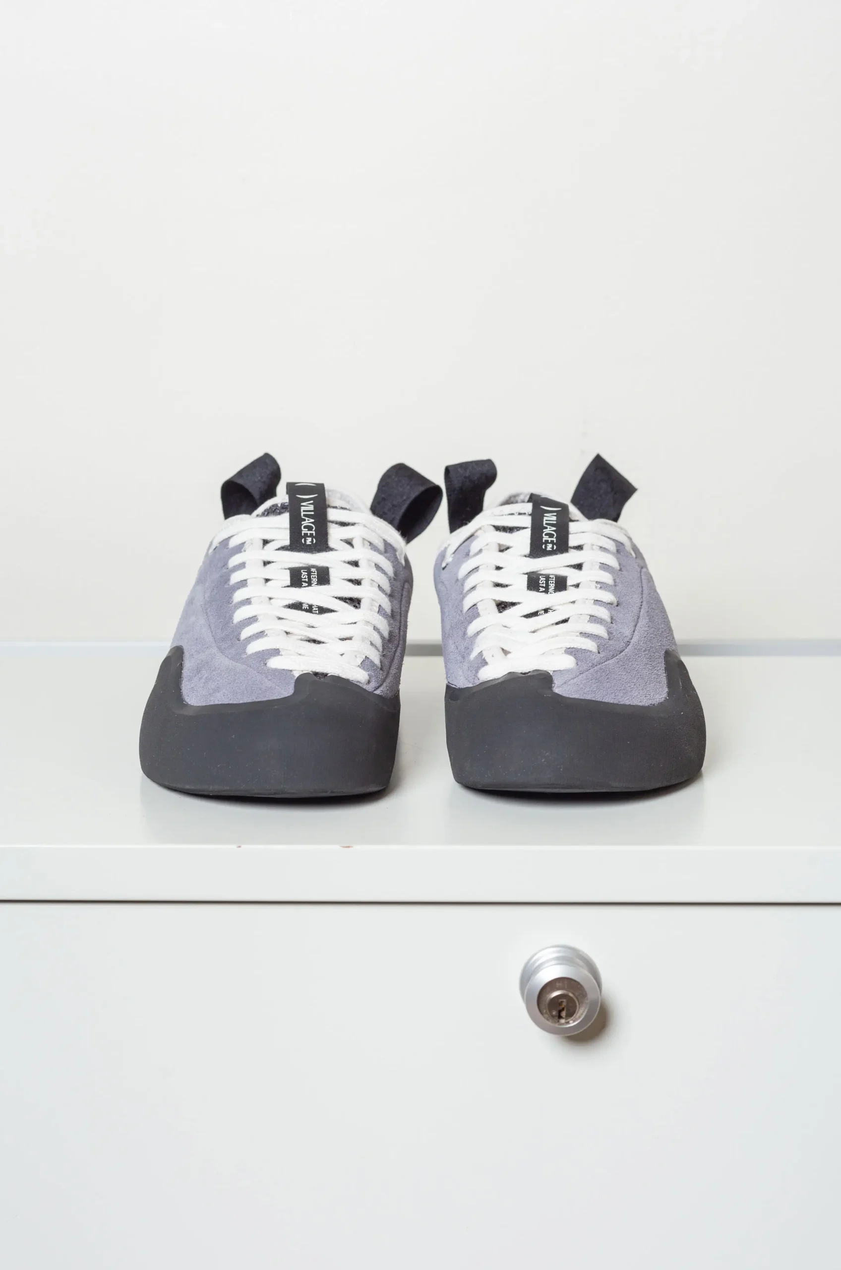 VILLAGE - Women 1PM Leather Suede - Grey / Natural Black