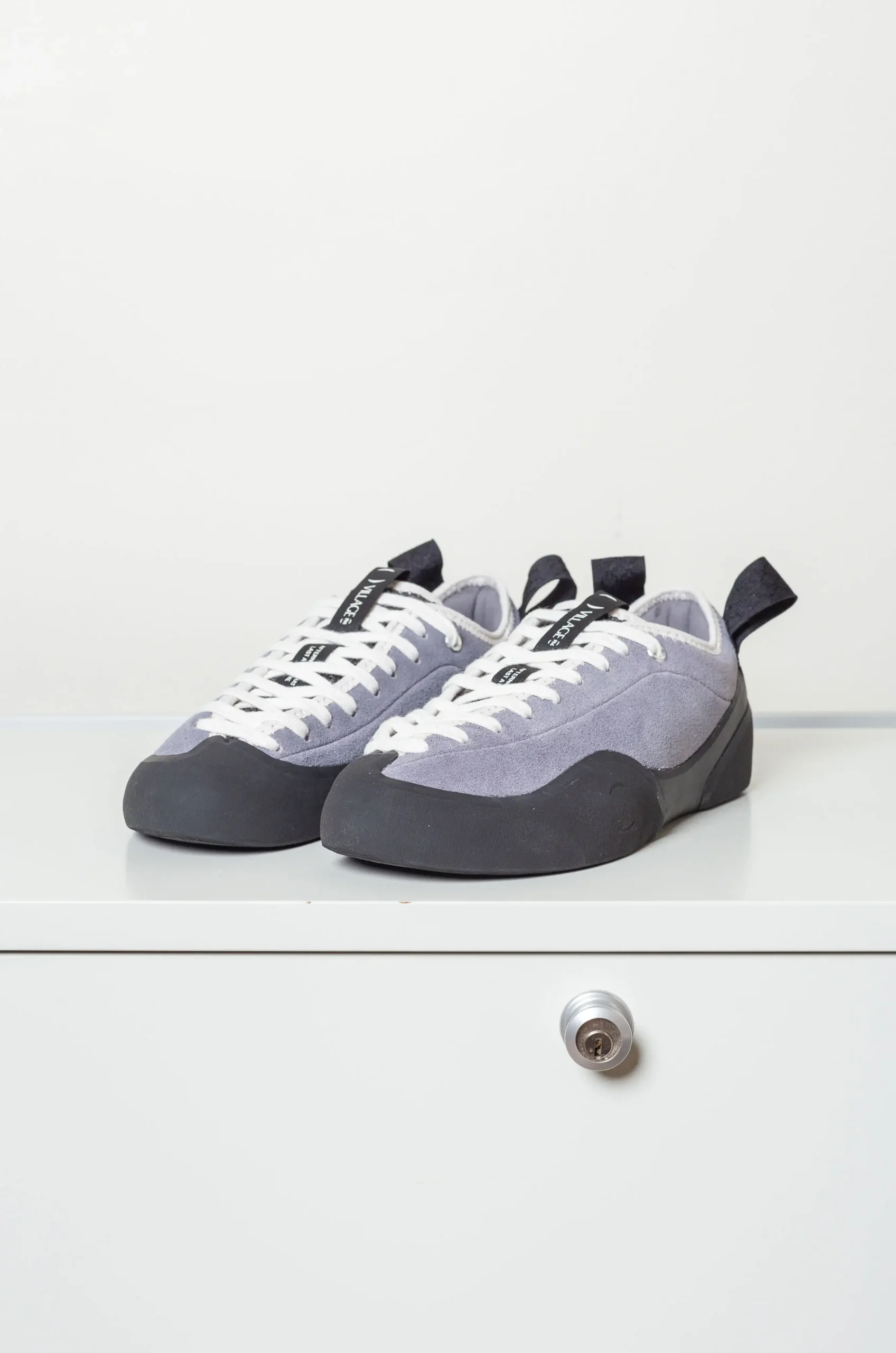 VILLAGE - Women 1PM Leather Suede - Grey / Natural Black