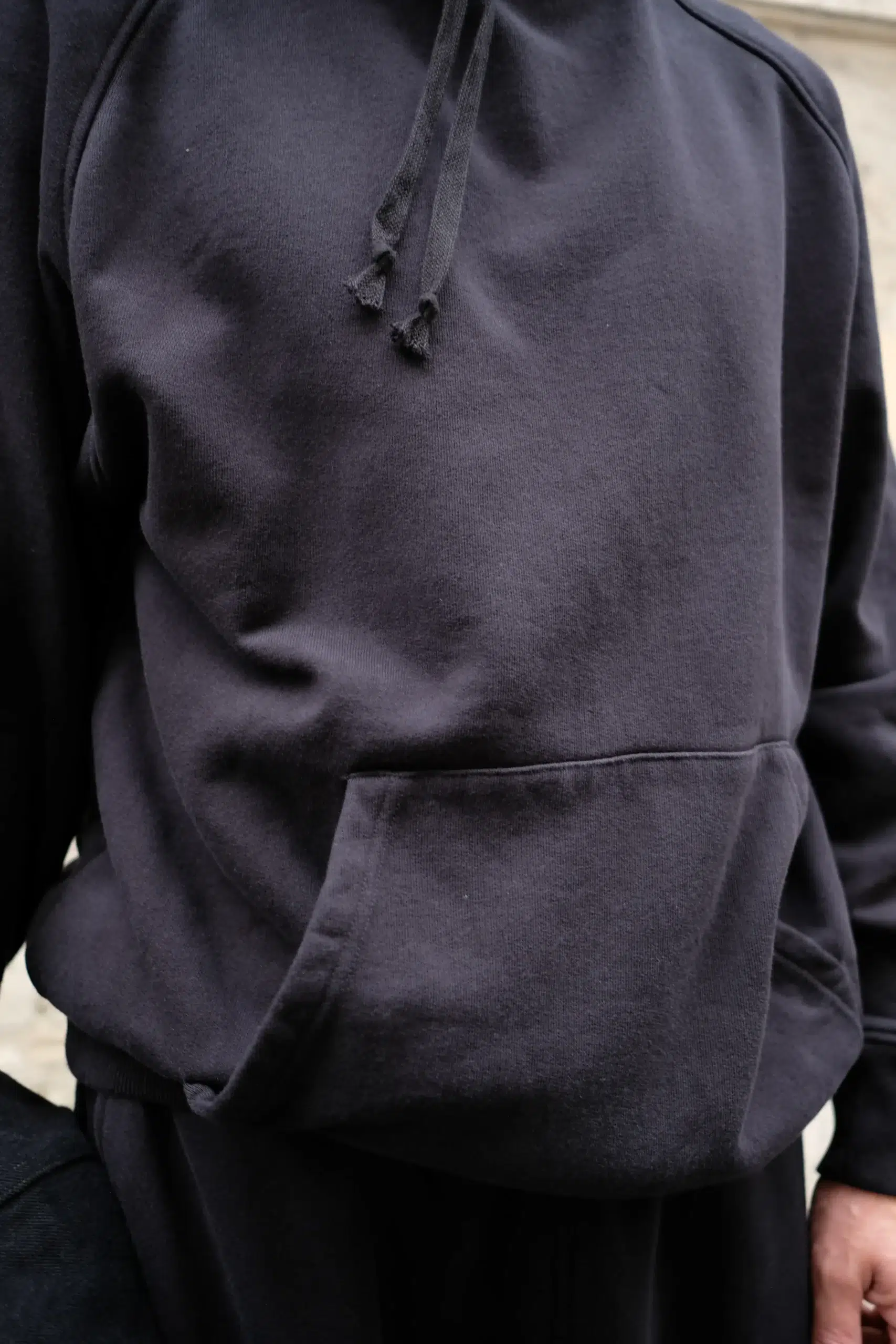 Comoli - HOODIE E03-05004 - BLACK