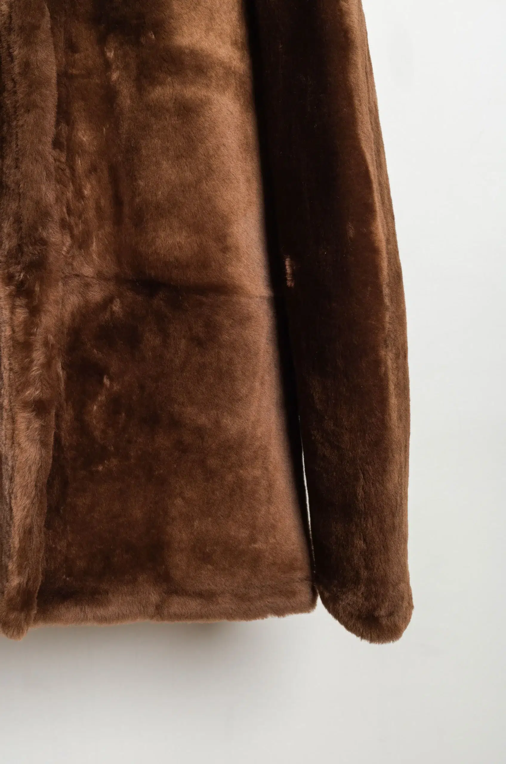 CAWLEY - LEATHER BACK STRAIGHT HAIR SHEEPSKIN MILA COAT - WALNUT