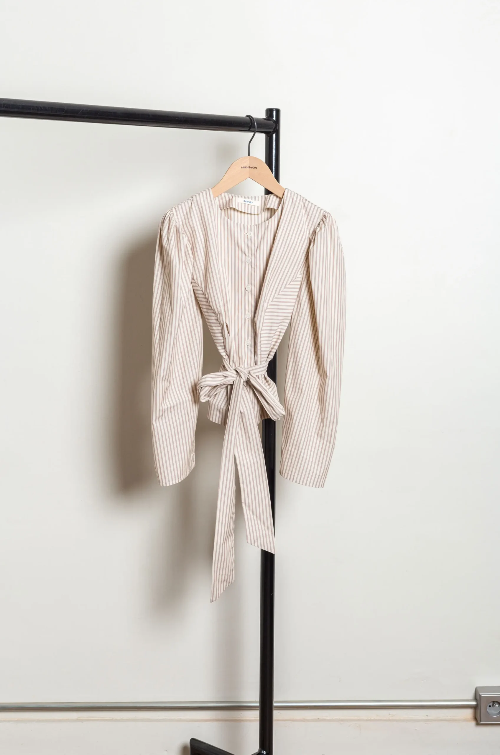 CAWLEY - JAPANESE STRIPED COTTON ELIZA PUFF SLEEVE SHIRT - NATURAL/TERRACOTTA STRIPE