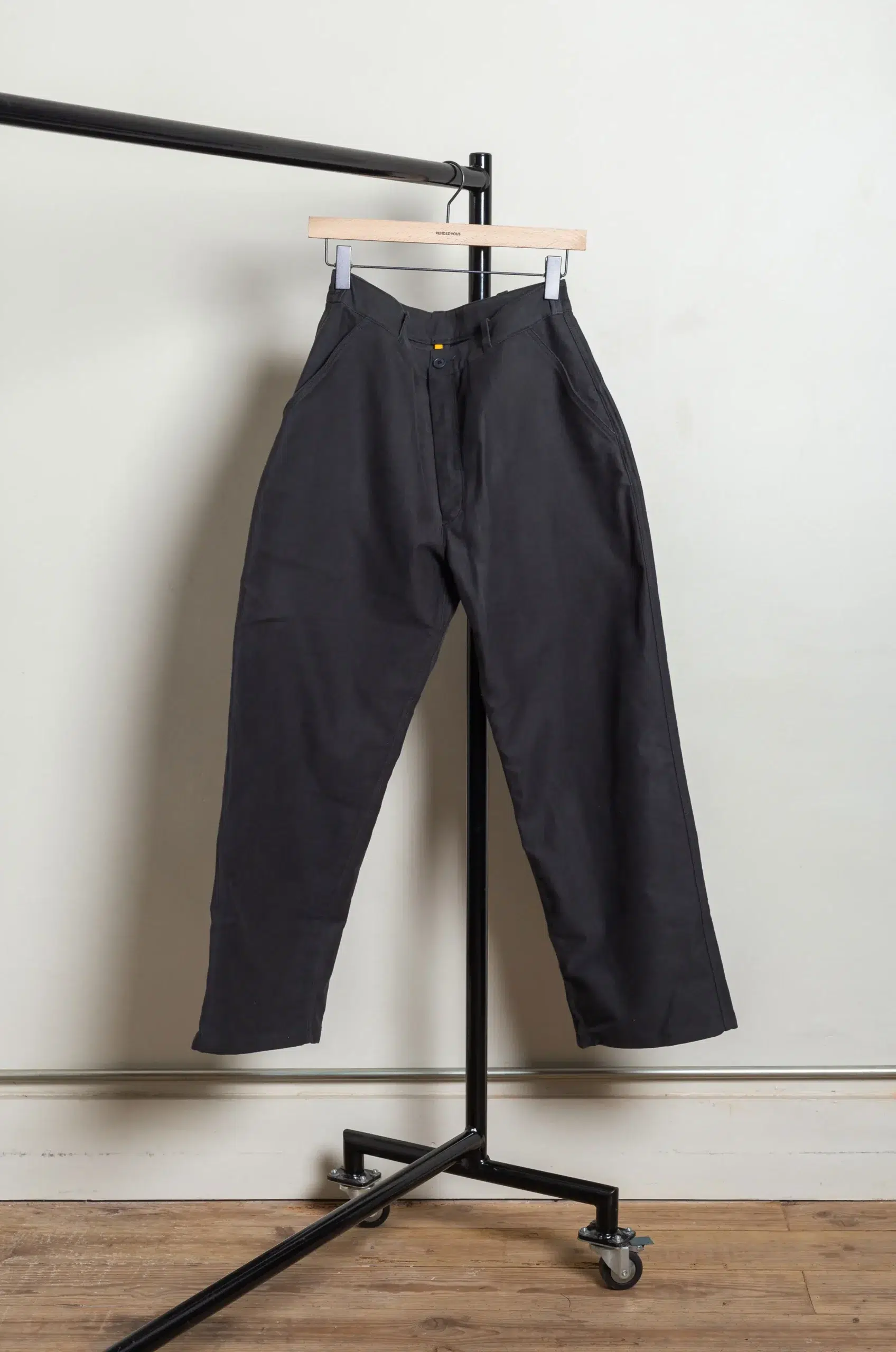 MAN-TLE - MENS JEBOK PANTS R21J6 - TARMAC MOLESKIN