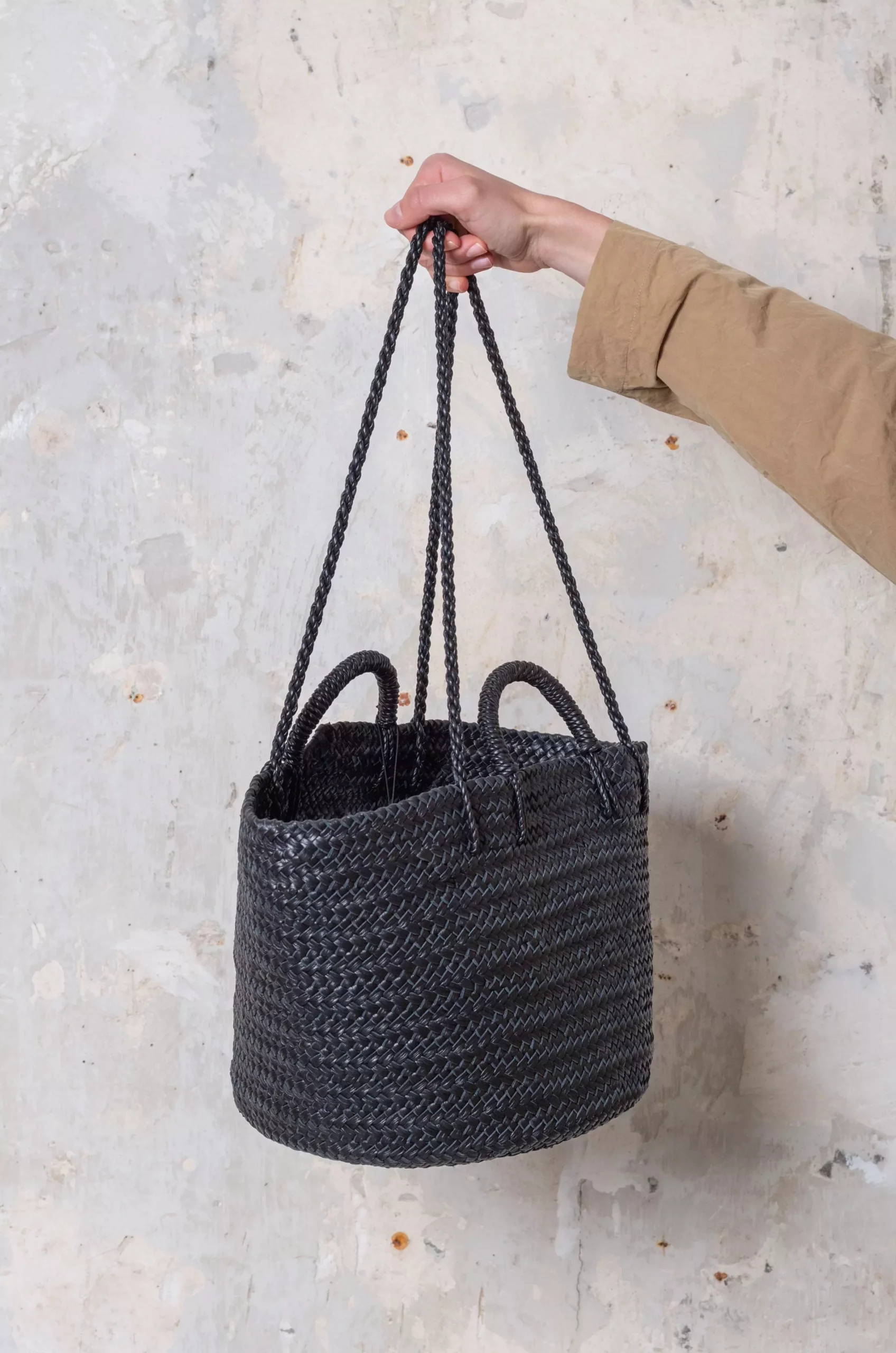 Aeta - Basket: M + Shoulder KG06 - Black