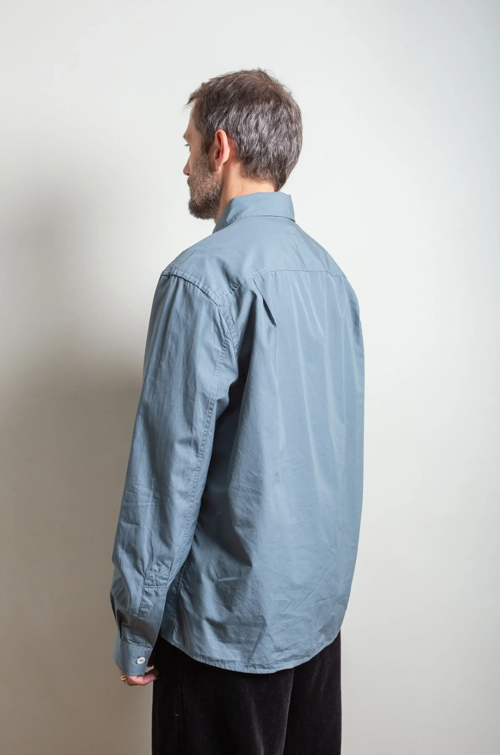 MHL - Overall Shirt Compact Cotton Poplin/LBU - Dusty Blue