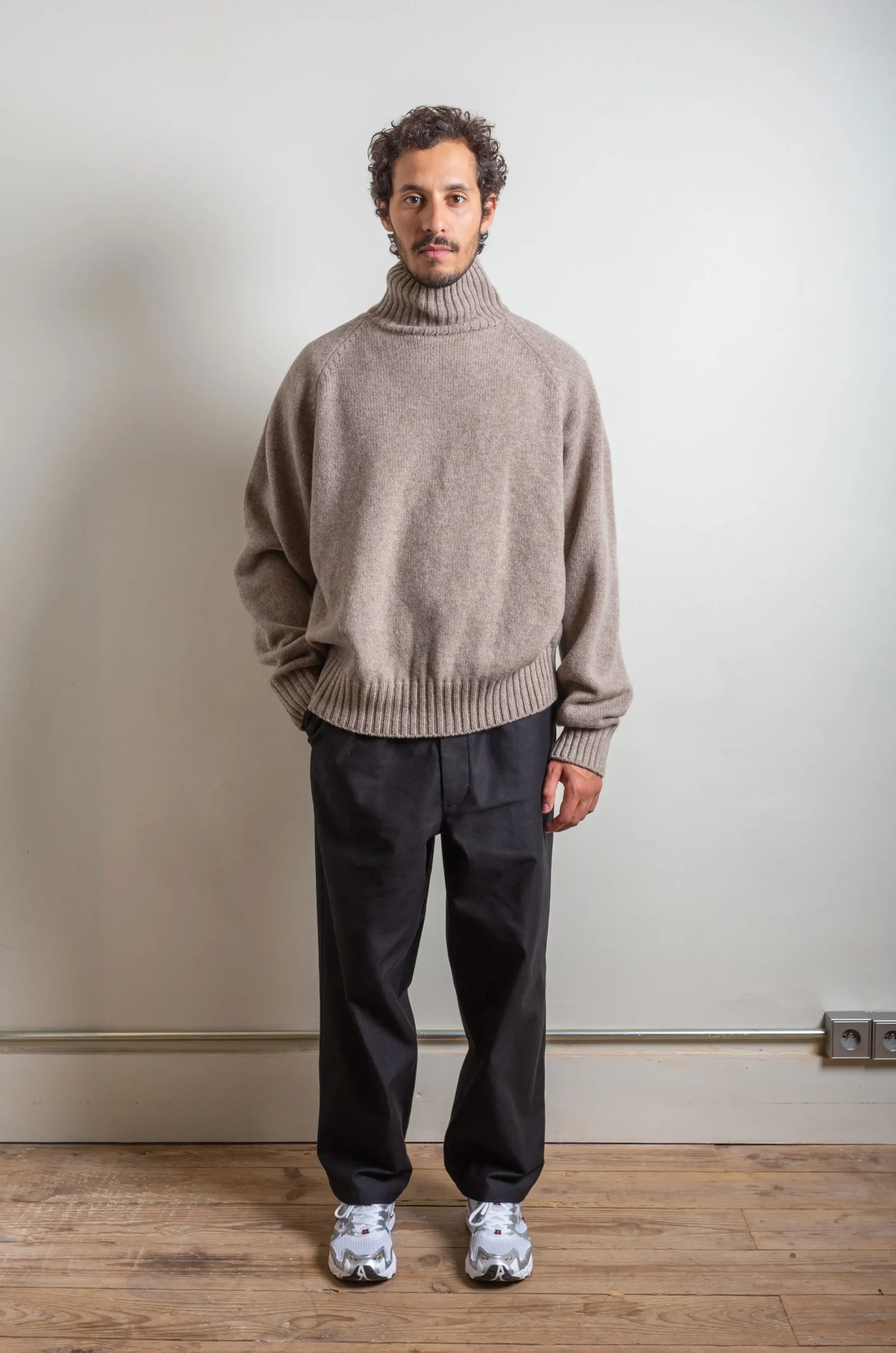 stein EX FINE LAMBS LOOSE HIGH NECK KNIT-